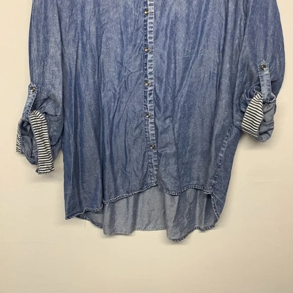 Jane + Delancey Chambray Top - Picture 3 of 7